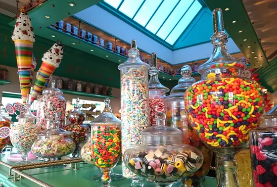 HONEY　DUKES