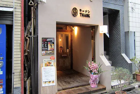 ちょっと路地ですが