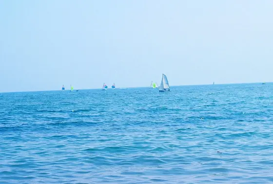 先には七里ヶ浜沖❤