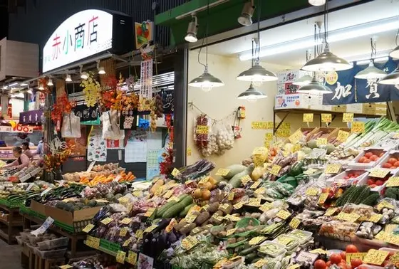 なんでも売っている市場なのです