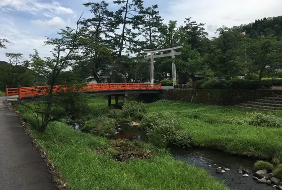 一の鳥居と意宇川