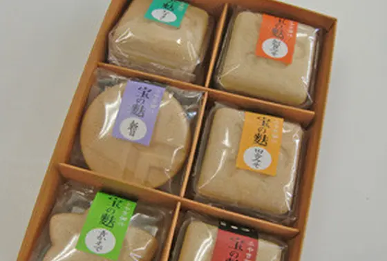 不室屋の「宝の麩」