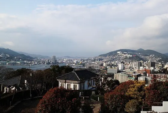 長崎湾と市街中心地