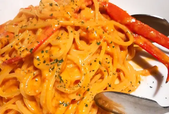 カニのトマトソースパスタ