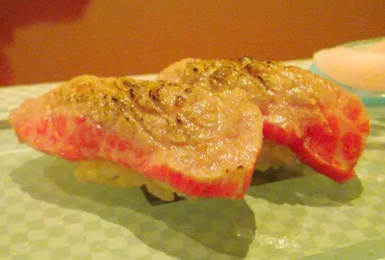 尾崎牛にぎり