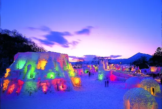 支笏湖氷濤まつり