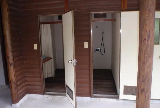 シャワーもあり(^^)