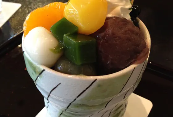 おすすめパフェで疲れを癒す