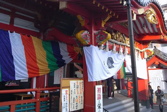 本堂はこちら