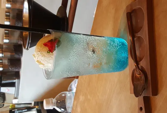 季節のクリームソーダ