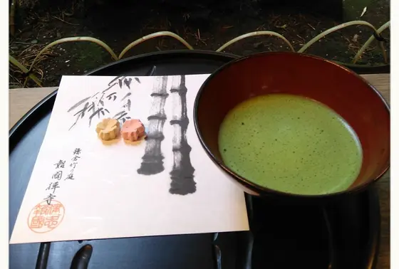 お決まりの、お抹茶も頂いてきました。