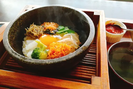 石焼ビビンバ