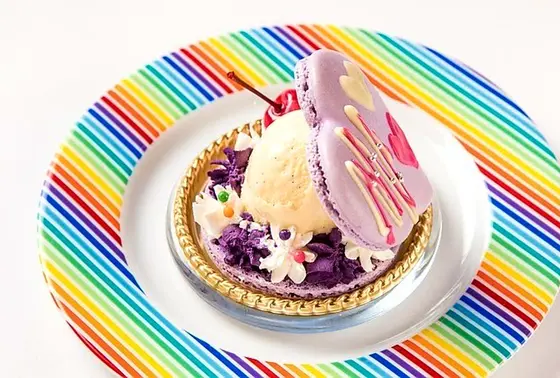 出てくるスウィーツが全部超カラフル！