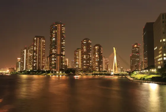 夜の隅田川