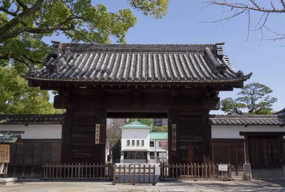 徳川園黒門