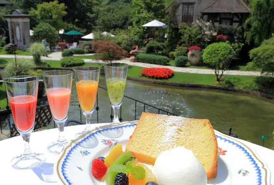 カフェ・レストラン“カフェテラッツァ”