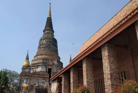 ワット・ヤイ・チャイ・モンコン