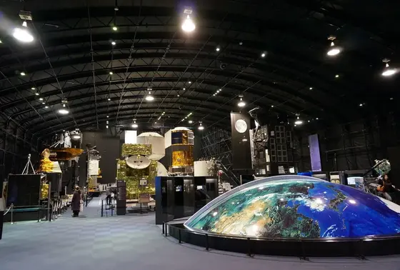 展示館「スペースドーム」