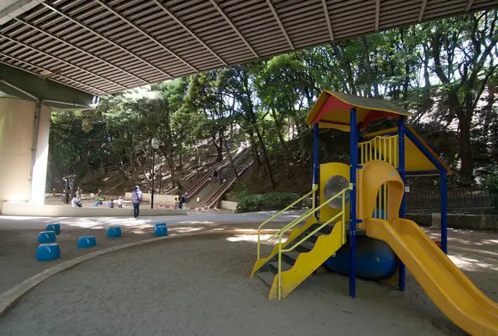 児童遊園