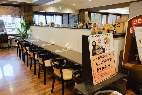 バードステイホテルのロビー