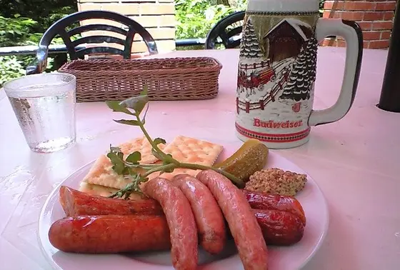 ソーセージ盛合せ