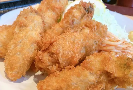 大ぶりなカキフライ