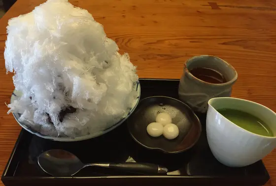 抹茶ソースは自分でかけれる！