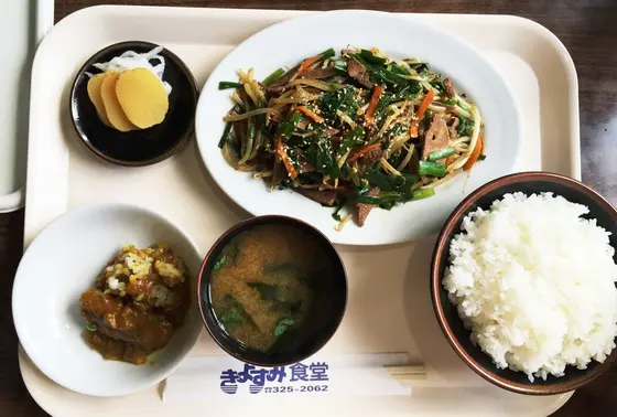 レバニラ炒め。