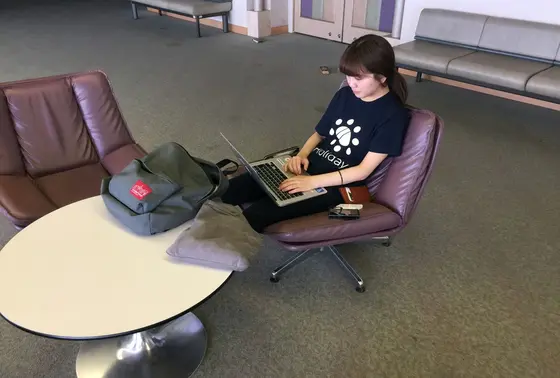 こうやって、ちょいと仕事をするのにもおすすめ
