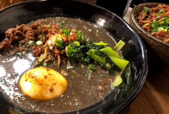 スパイスカレー拉麺　950円