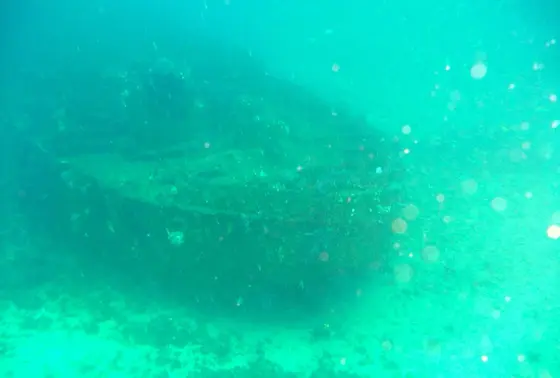 初島の沈船