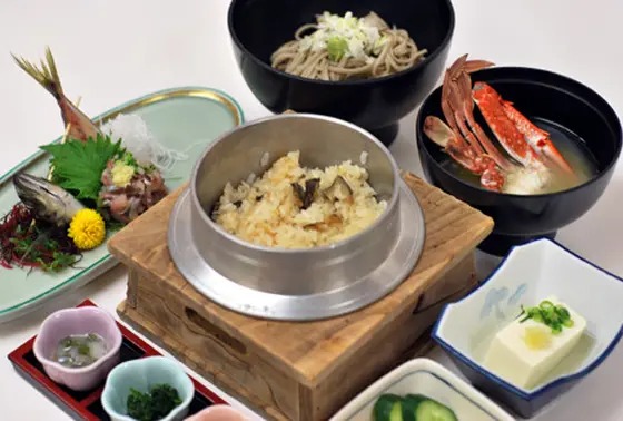定食の種類豊富です…