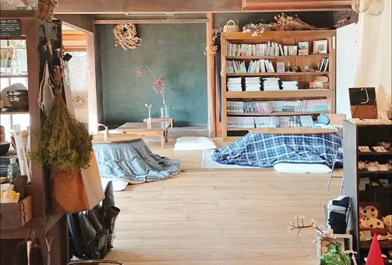 雑貨屋さんコーナーの奥には…