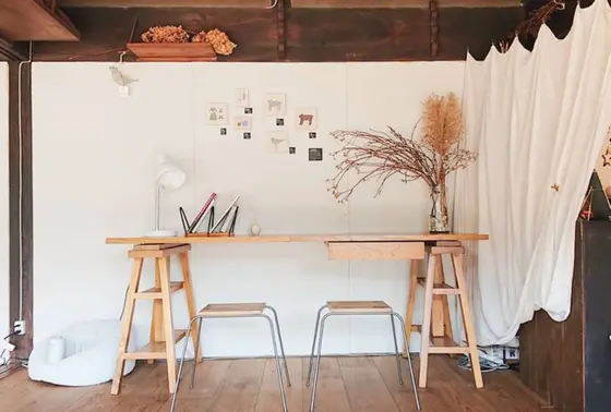 入り口すぐの席