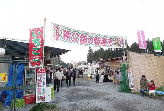 特産品などの屋台もたくさん!!