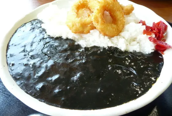 イカ墨カレー