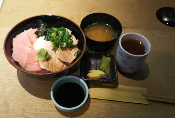 大トロ丼