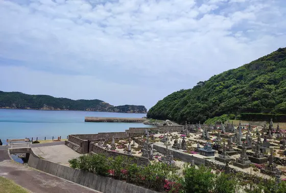 海岸の墓地