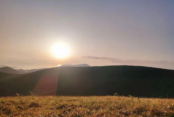 鬼岳からの朝日