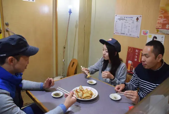 美味しい餃子に舌鼓♪