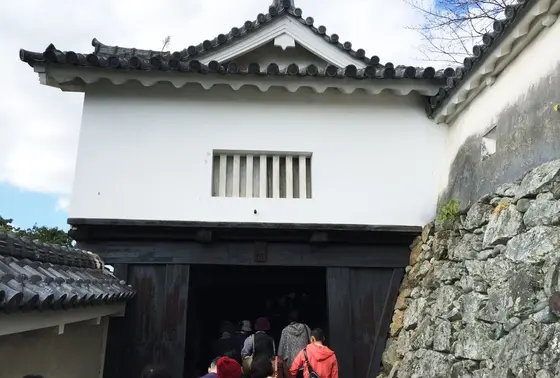 にの門