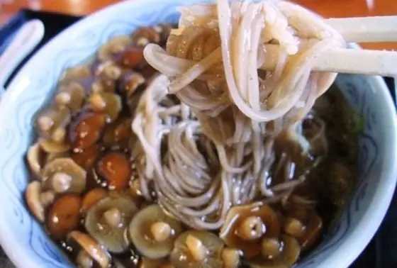 お蕎麦も美味いっ！