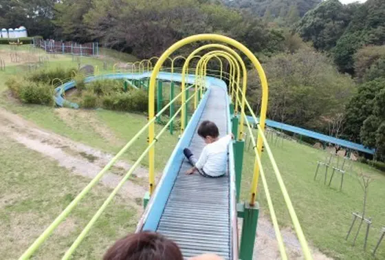 ながーい滑り台