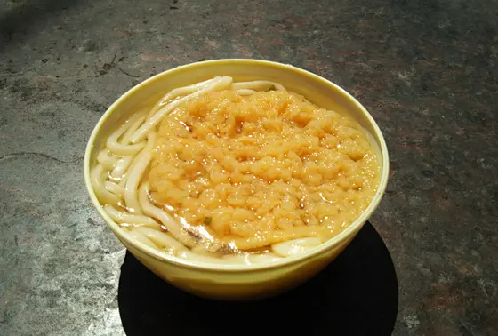 「天ぷらうどん」と「天ぷらそば」