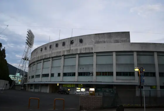 北九州市民球場