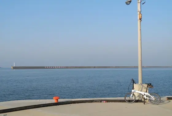この辺り海しか無い