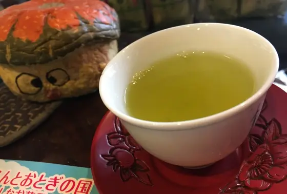 立ち寄れば出して下さるあまぁい村上茶