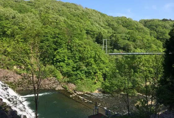 やまびこ吊り橋