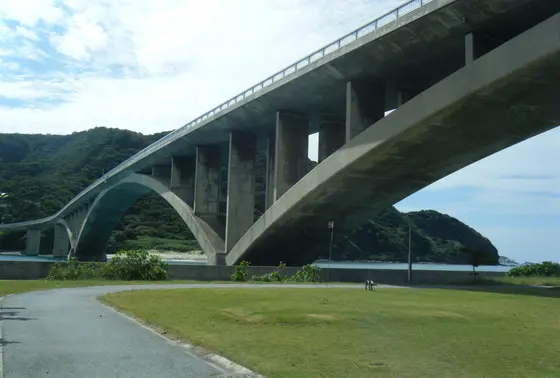 阿嘉大橋