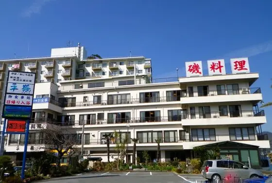 海に浮かぶ天然露天風呂